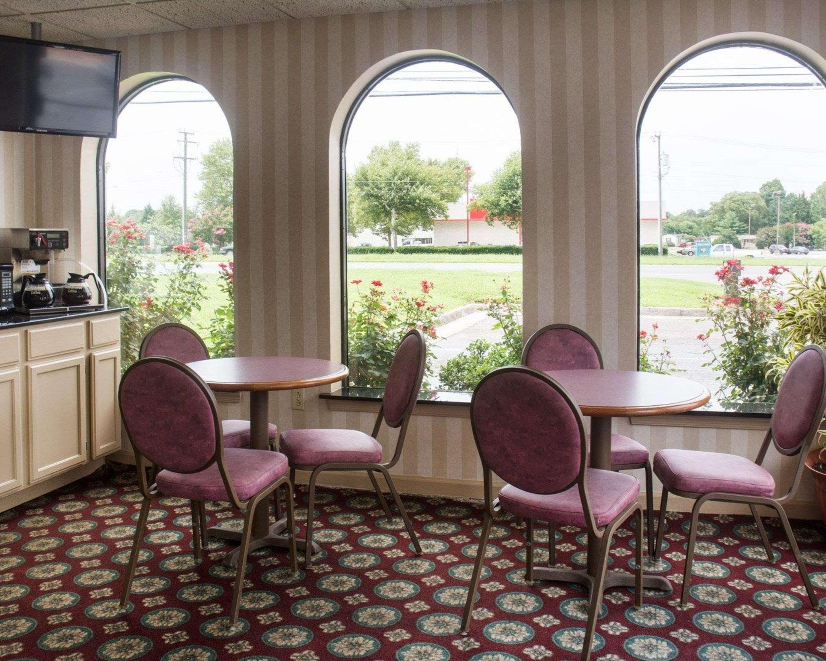 Econo Lodge Chesapeake Route 13 And I-464 Exterior foto