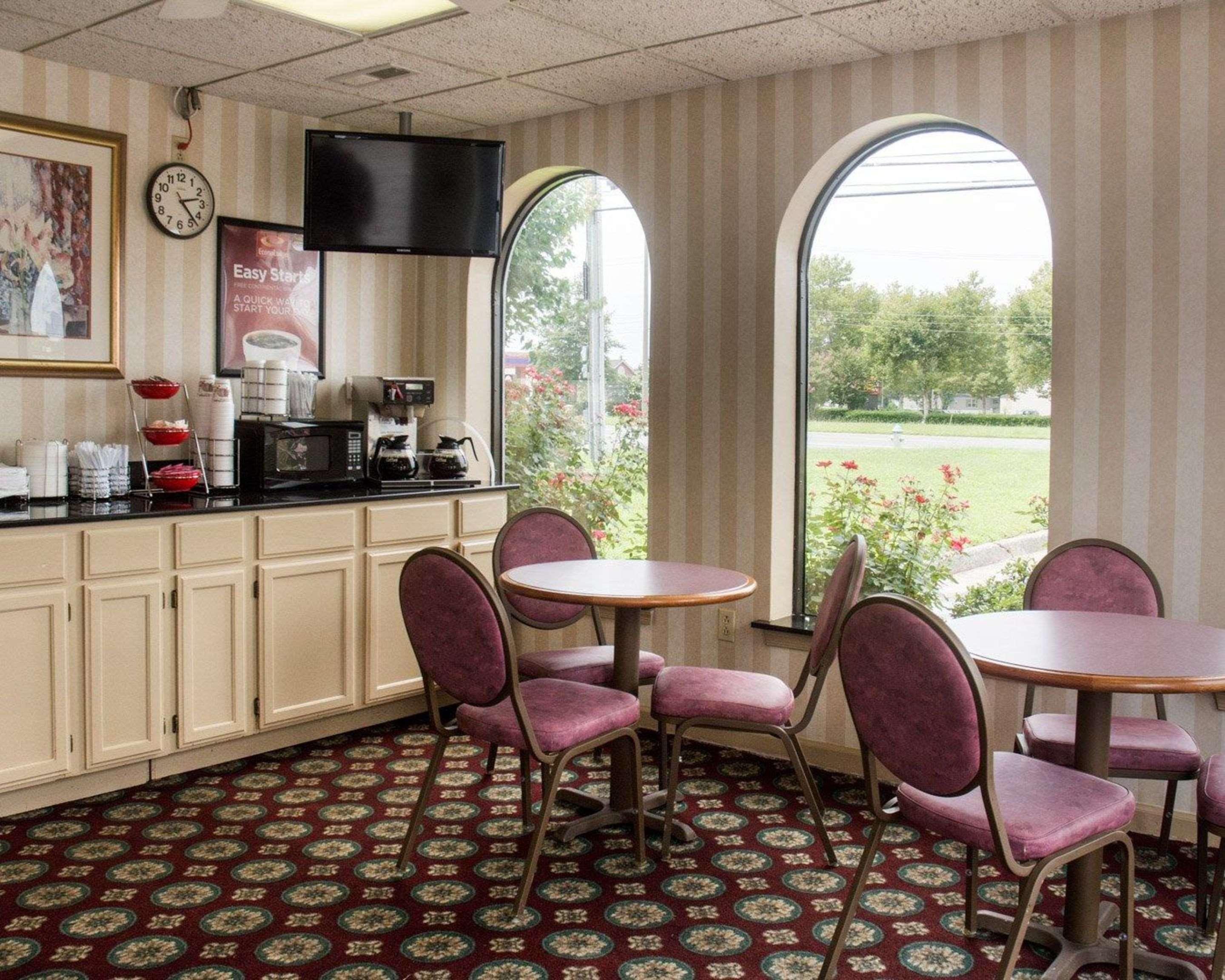 Econo Lodge Chesapeake Route 13 And I-464 Exterior foto