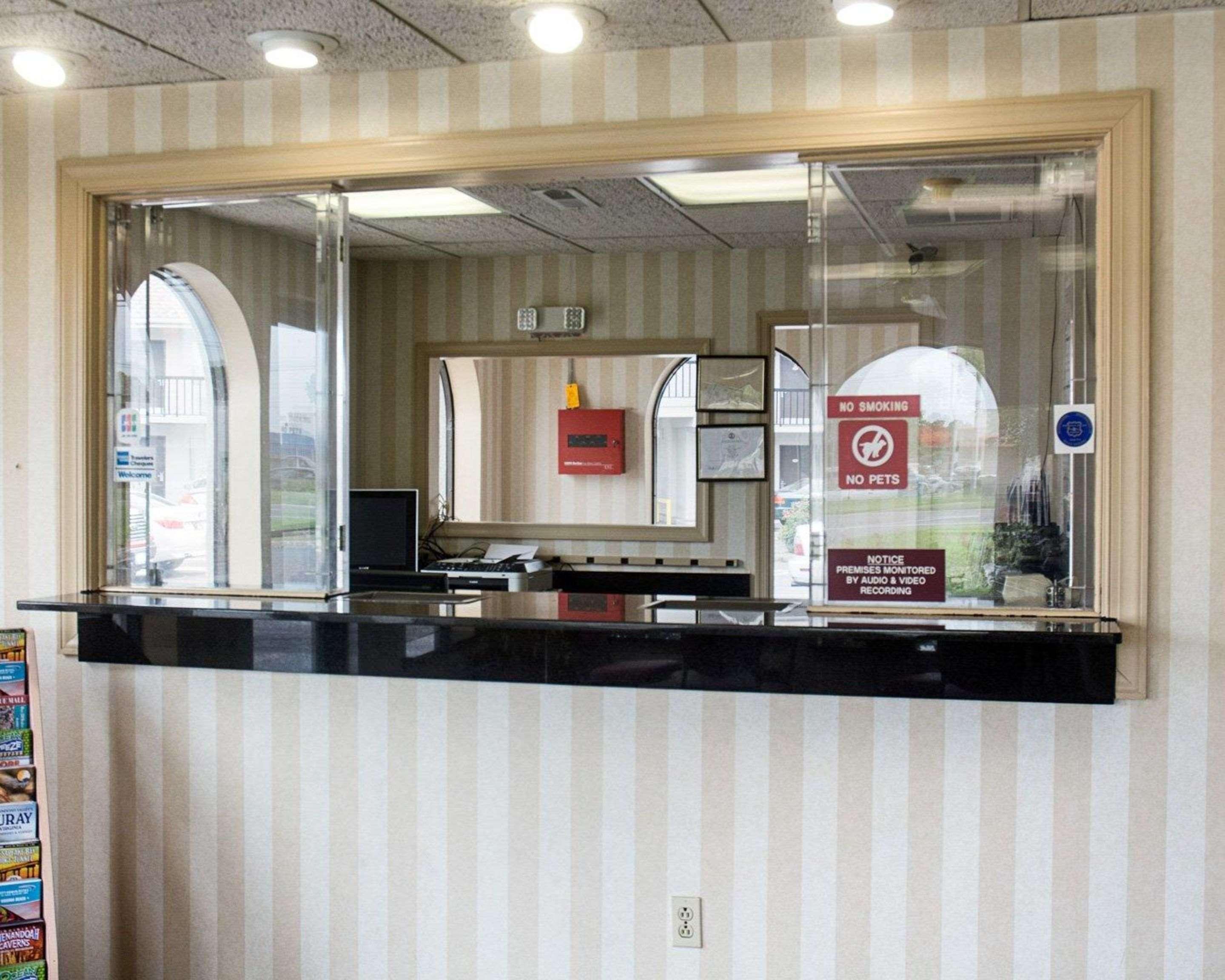 Econo Lodge Chesapeake Route 13 And I-464 Exterior foto