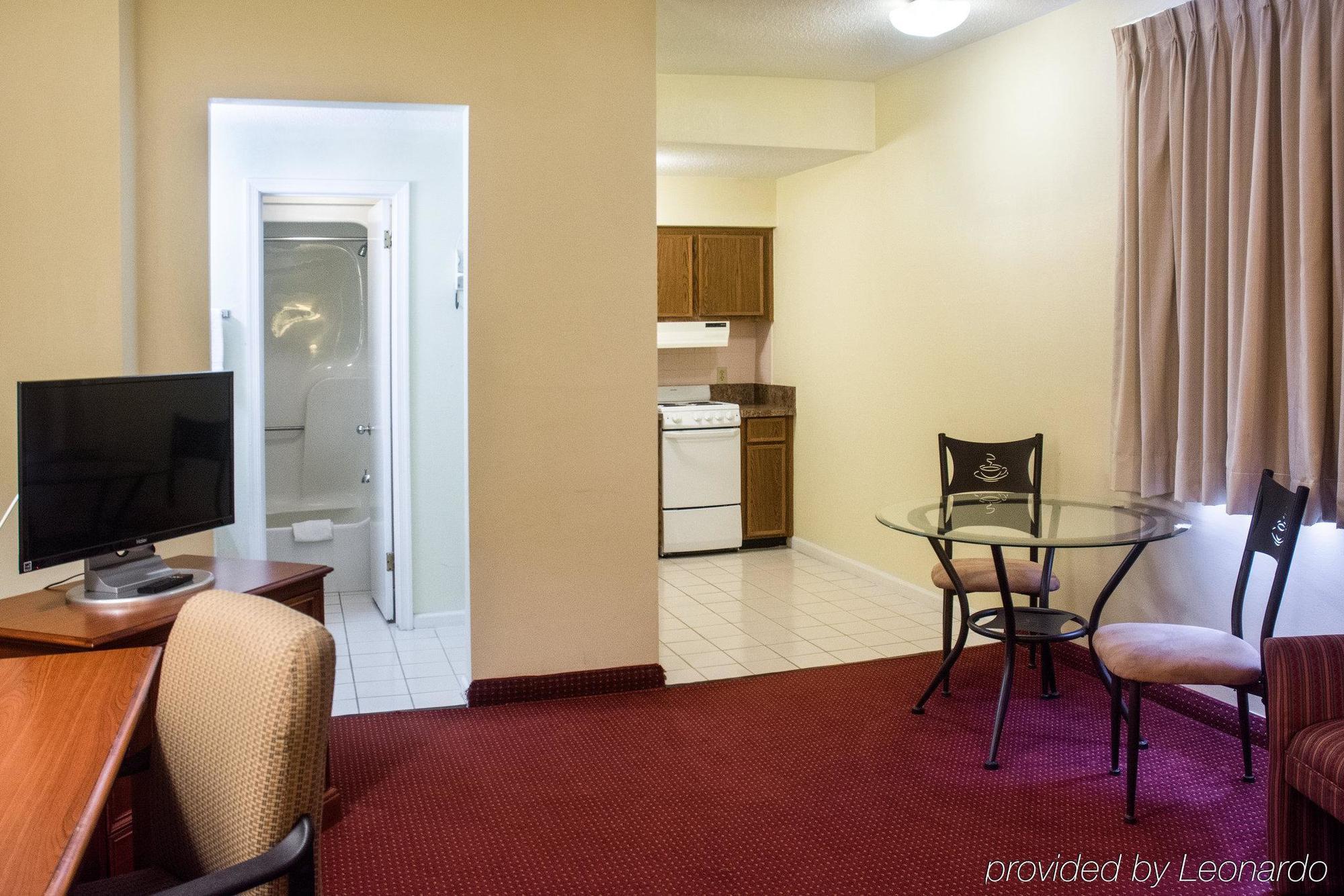 Econo Lodge Chesapeake Route 13 And I-464 Exterior foto